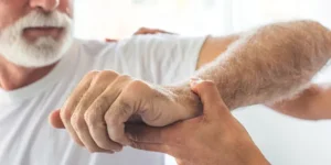 Apakah Gumpalan Darah Bisa Memicu Stroke Ringan?